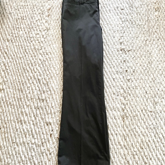 Banana Republic "The Logan Fit" Size 14 Pants - Picture 6 of 9